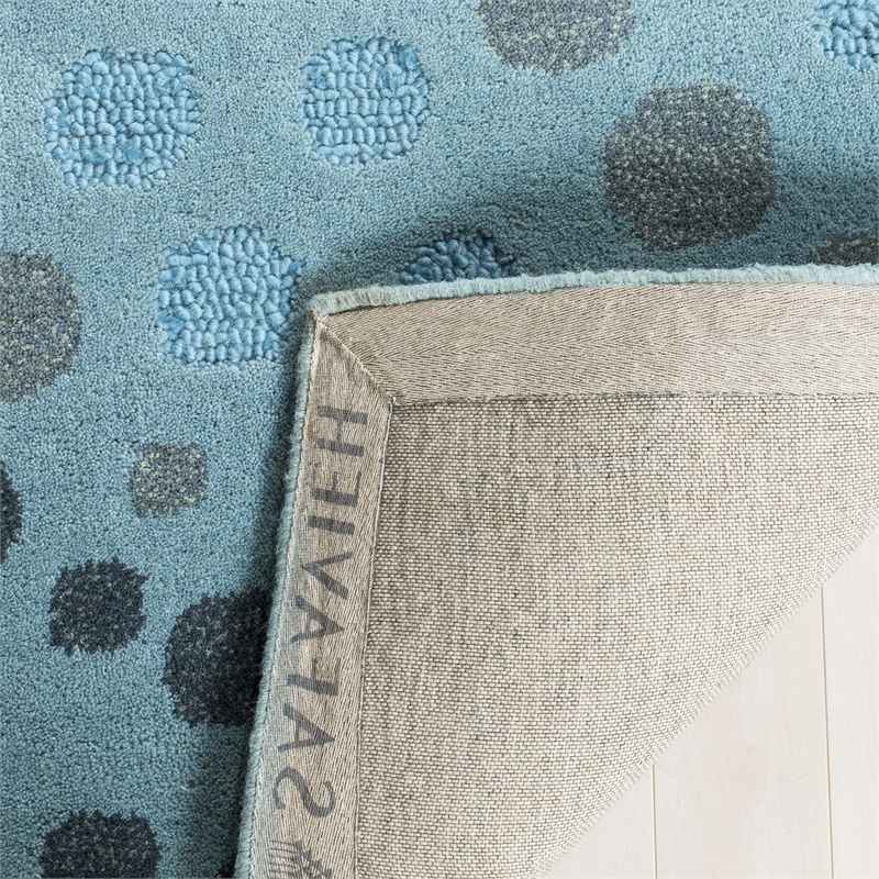 Safavieh Jardin 5' x 8' Hand Tufted Wool Rug in Blue and Gray