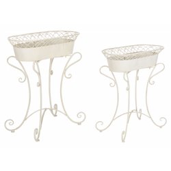 Flower Pots / Planters