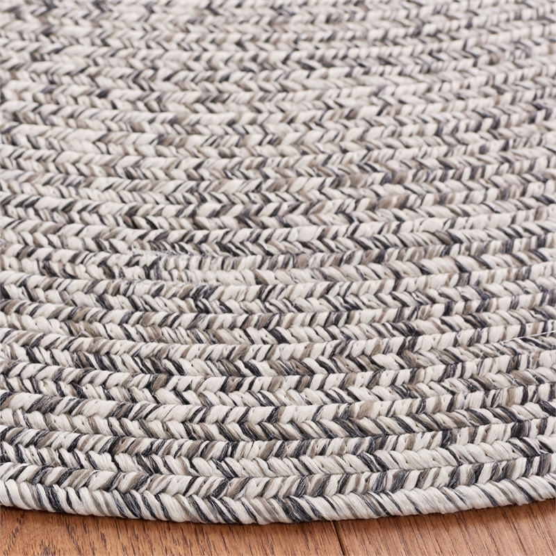 Safavieh Braided 3' X 5' Oval Hand Woven Rug in Gray / Ivory