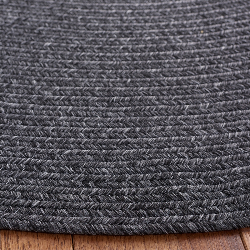 Safavieh Braided 3' X 5' Oval Hand Woven Rug in Black / Gray