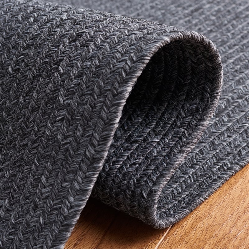Safavieh Braided 3' X 3' Round Hand Woven Rug in Black / Gray