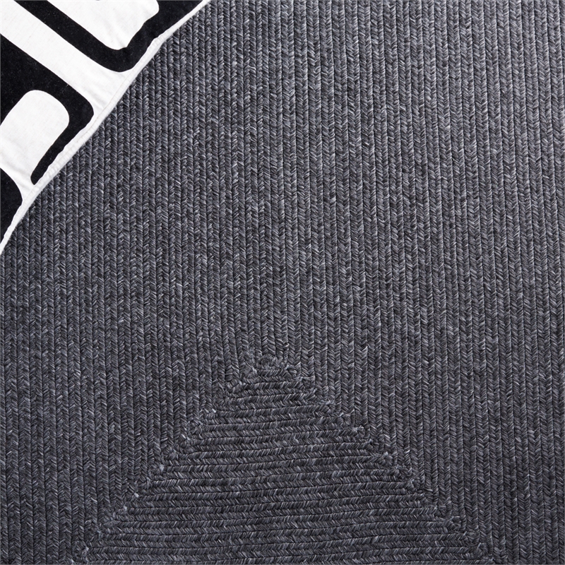 Safavieh Braided 9' X 12' Hand Woven Rug in Black / Gray