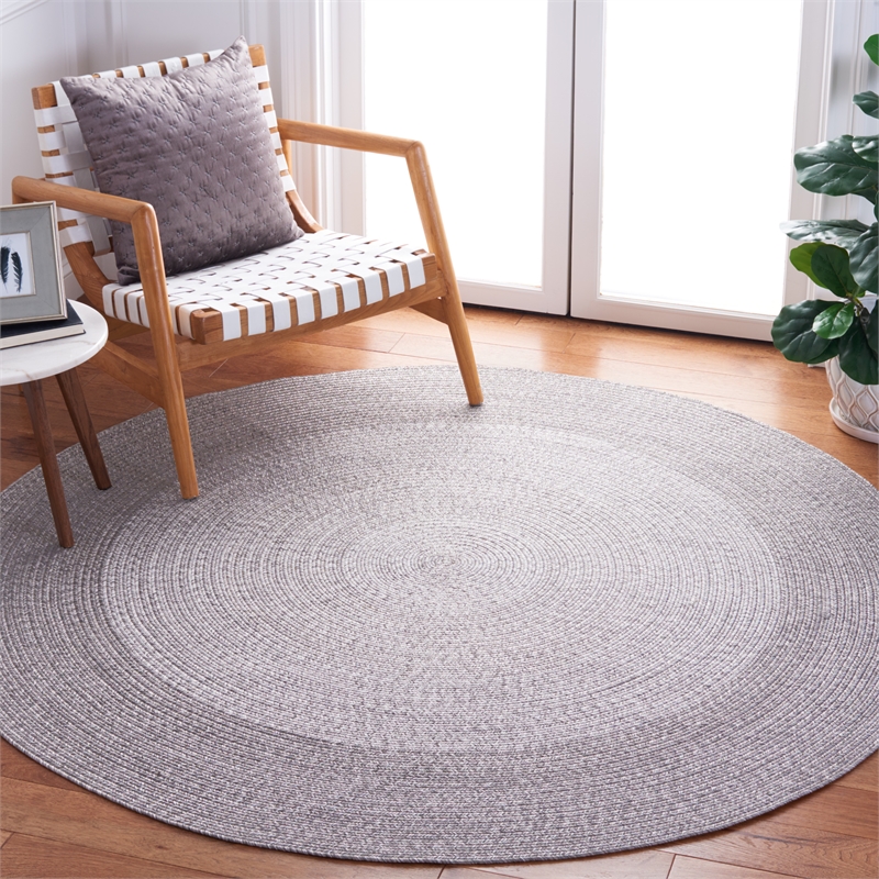 Safavieh Braided 3' X 3' Round Hand Woven Rug in Gray / Ivory