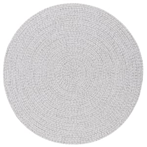 Safavieh Braided  6'-0&quot x 6'-0&quot Round Hand Woven Rug in Silver / Gray