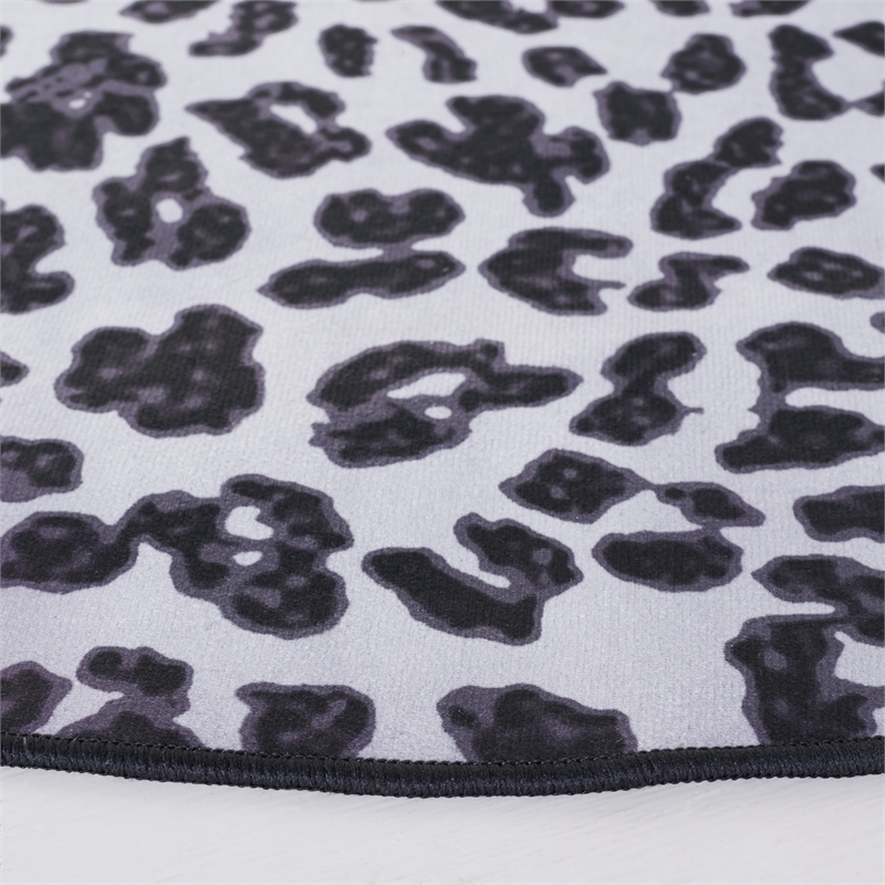 Safavieh Faux Hide 6'-0
