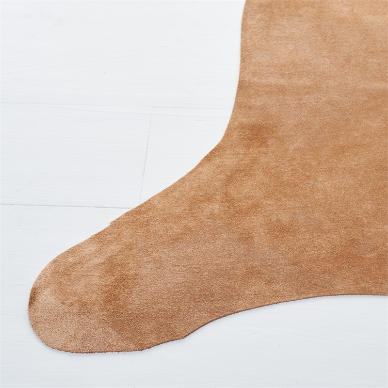 Safavieh Suede Cowhide 5' X 7' Suede Leather Cowhide Rug in Beige