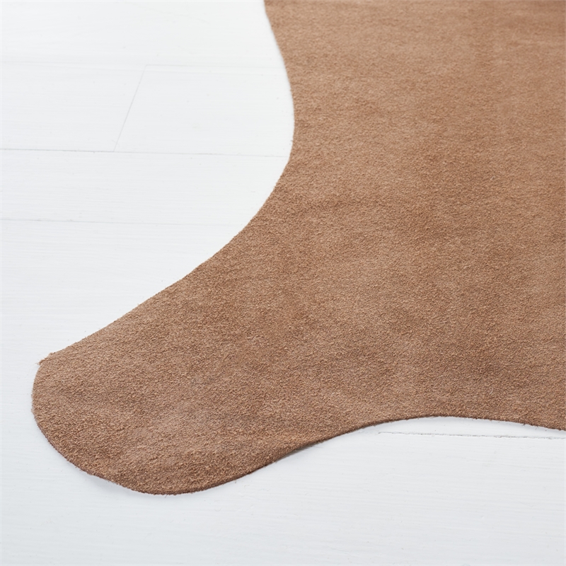 Safavieh Suede Cowhide 5' X 7' Suede Leather Cowhide Rug in Beige