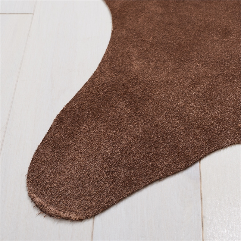 Safavieh Suede Cowhide 5' X 7' Suede Leather Cowhide Rug in Light Brown