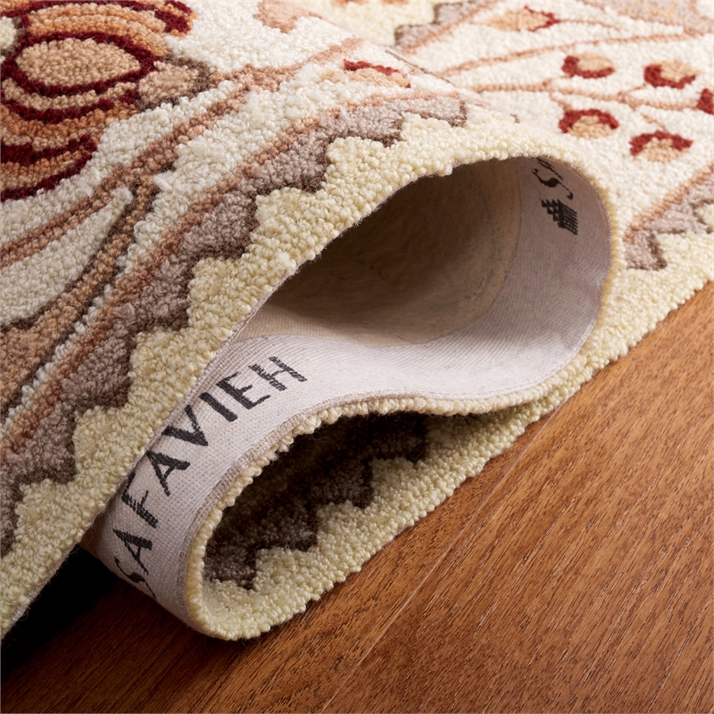 Safavieh Easy Care 2' X 3' Hand Hooked Rug in Ivory / Beige