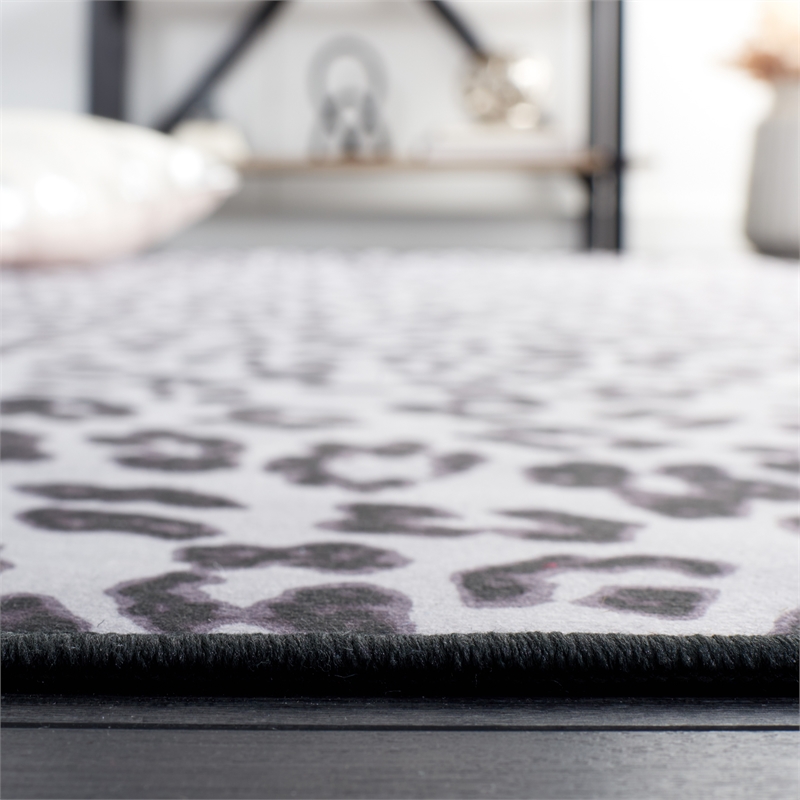 Safavieh Faux Hide 6'-0