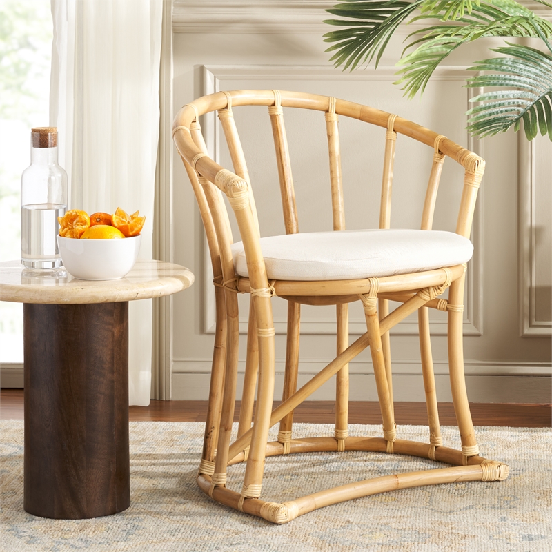 Safavieh Bates Rattan and Cotton Accent Chair in White / Natural
