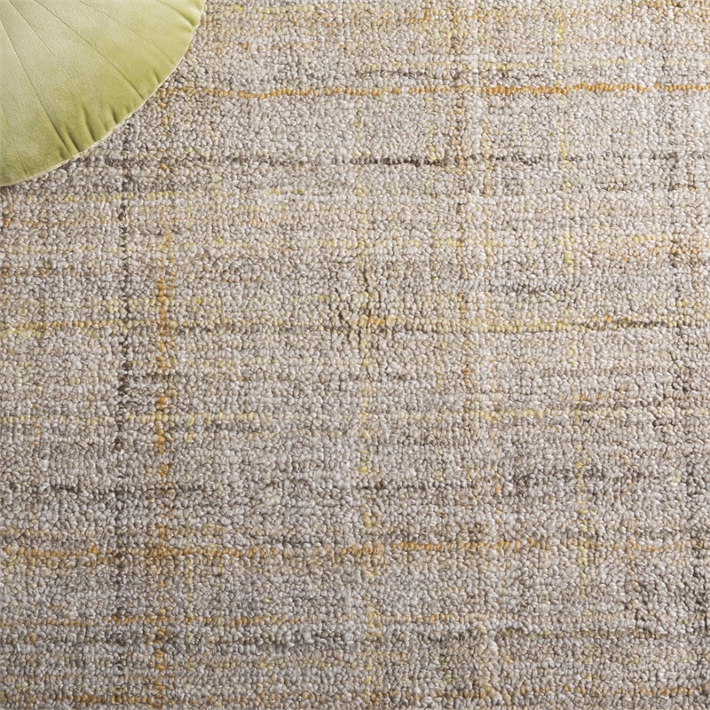 Safavieh Abstract 4' X 6' Polyester Hand Tufted Rug in Green / Beige