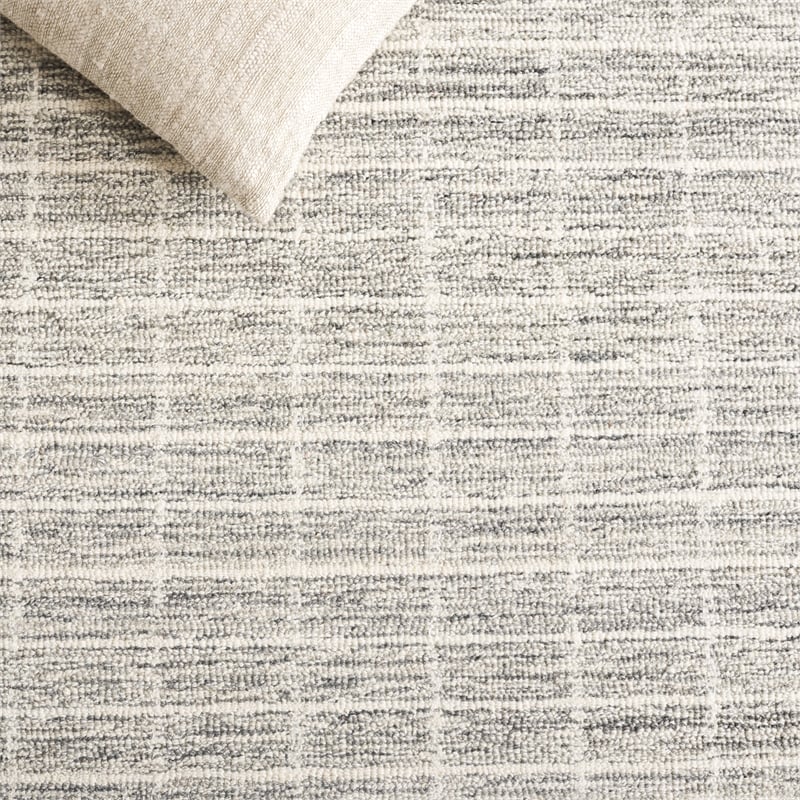 Safavieh Ebony 6' X 6' Round Wool Hand Tufted Rug in Gray / Ivory