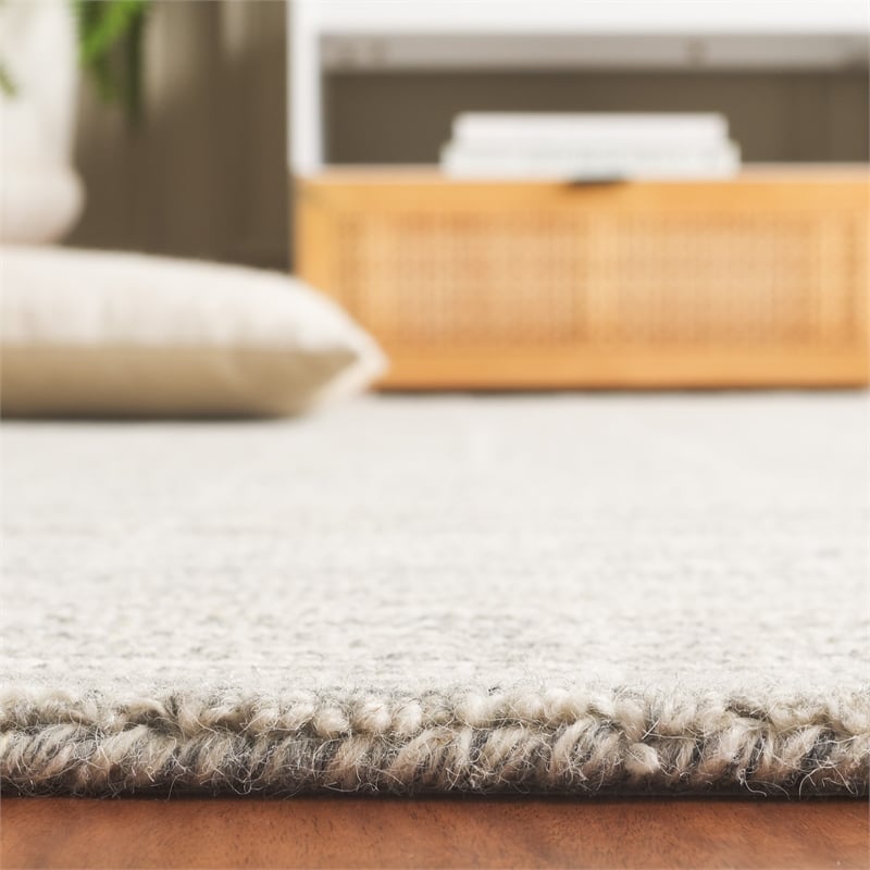 Safavieh Ebony 6' X 6' Round Wool Hand Tufted Rug in Gray / Ivory