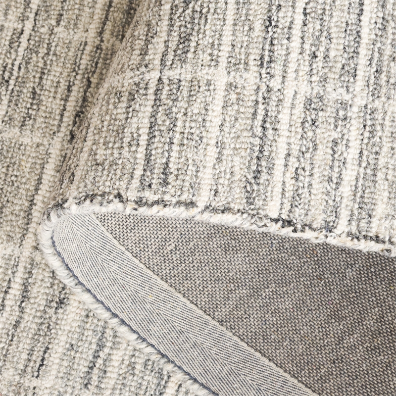Safavieh Ebony 6' X 6' Square Wool Hand Tufted Rug in Gray / Ivory