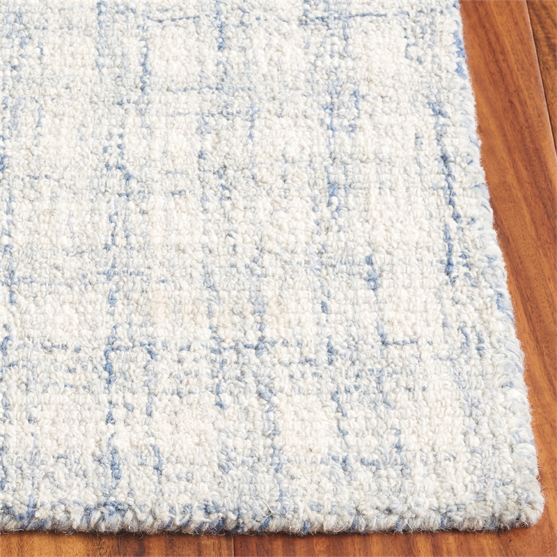 Safavieh Ebony 6' X 6' Square Wool Hand Tufted Rug in Blue / Ivory