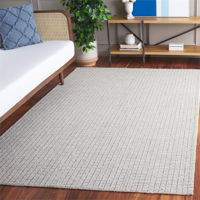 Safavieh Ebony 6' X 6' Square Wool Hand Tufted Rug in Light Blue / Ivory