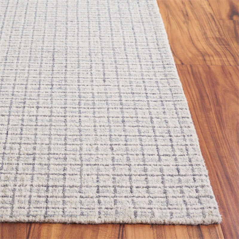 Safavieh Ebony 6' X 6' Square Wool Hand Tufted Rug in Light Blue / Ivory