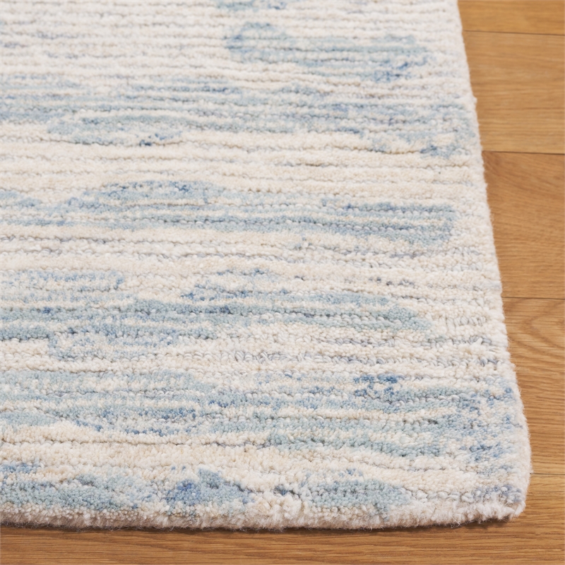 Safavieh Ebony 6' X 6' Square Wool Hand Tufted Rug in Ivory / Light Blue