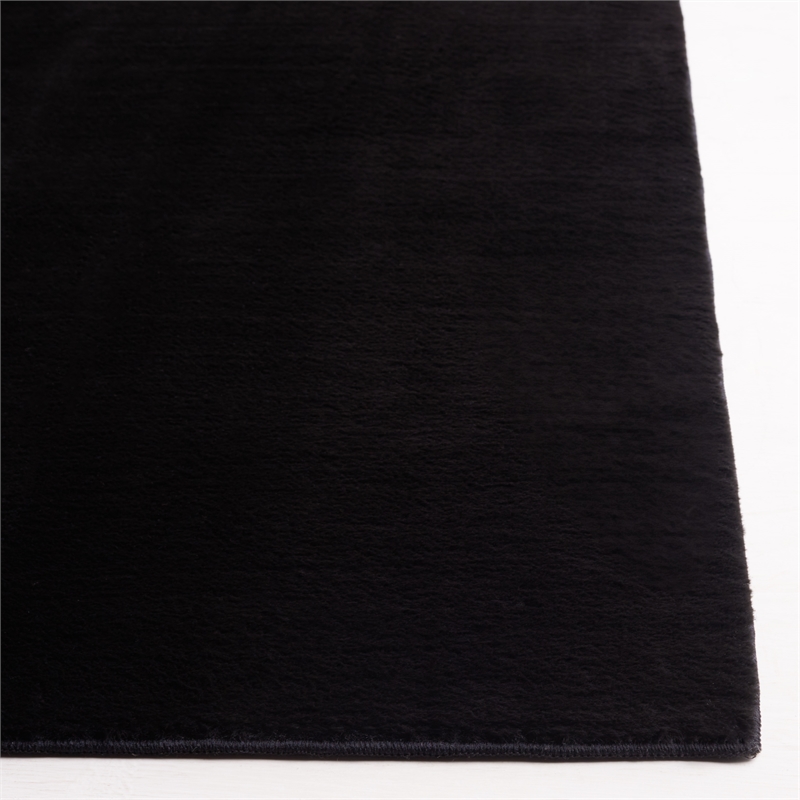Safavieh Faux Rabbit Fur 2'-3