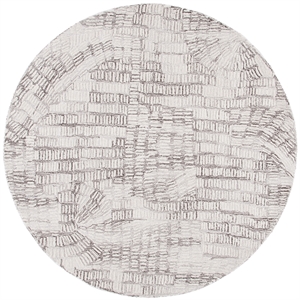 Safavieh Glamour 6'-0&quot x 6'-0&quot Wool Hand Tufted Rug in Brown / Ivory