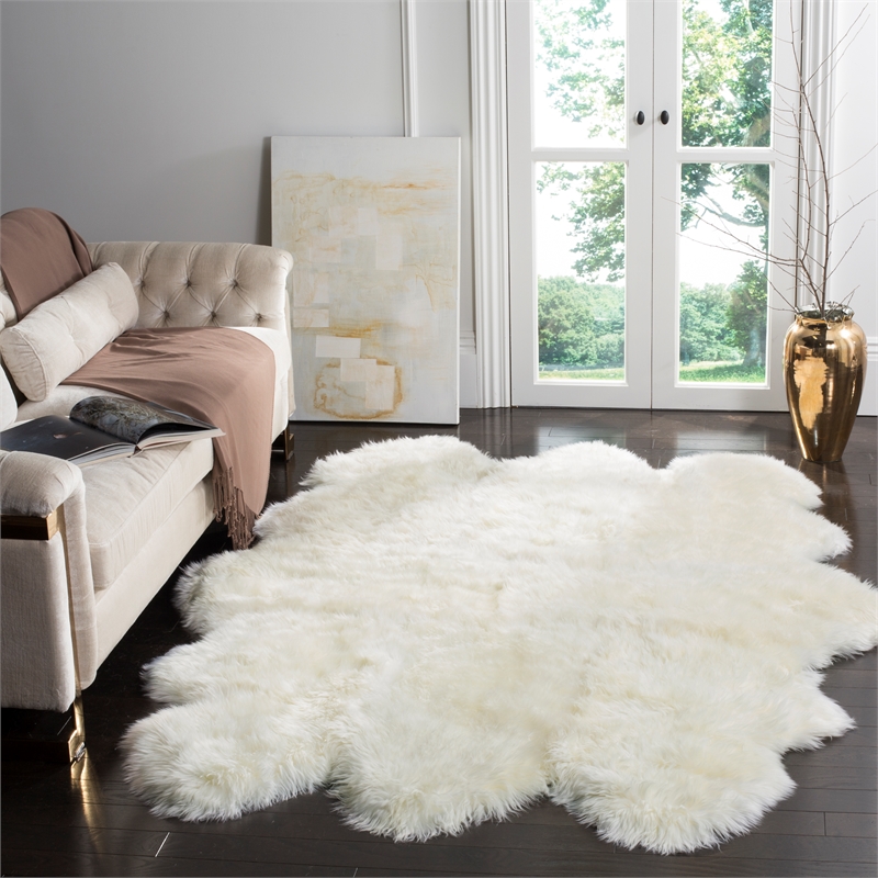 Safavieh Sheep Skin 1'-4