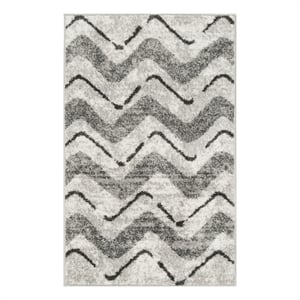 Safavieh Adirondack 2'-6&quot x 4'-0&quot Jute Power Loomed Rug in Silver / Charcoal