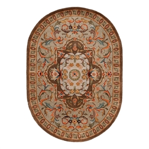 Safavieh Classic 4'-6&quot x 6'-6&quot Wool Hand Tufted Rug in Beige / Olive