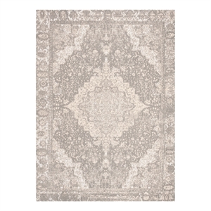 Safavieh Classic Vintage 5'-0&quot x 8'-0&quot Polyester Power Loomed Rug in Silver