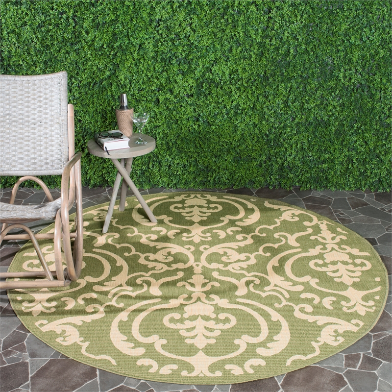 Safavieh Courtyard 6'-7