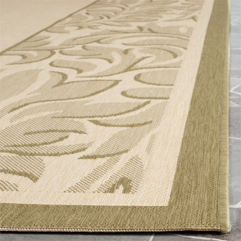 Safavieh Courtyard 6'-7