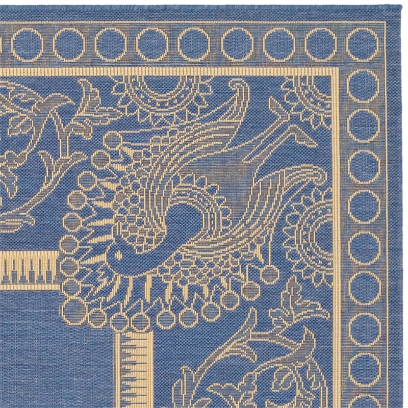 Safavieh Courtyard 7'-10