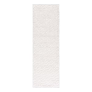 Safavieh Faux Rabbit Fur 800 2'-6&quot x 8'-0&quot Polyester Power Loomed Rug in Ivory
