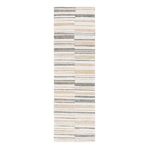 Safavieh Fifth Avenue2'-3&quot x 8'-0&quotWool and Cotton Hand Tufted Rug in Ivory/Beige