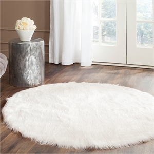 Safavieh Faux Sheep Skin 3'-0&quot x 3'-0&quot Acrylic POWER LOOMED Rug in Ivory