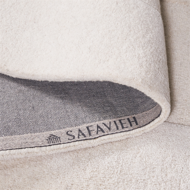 Safavieh Fifth Avenue 5'-0