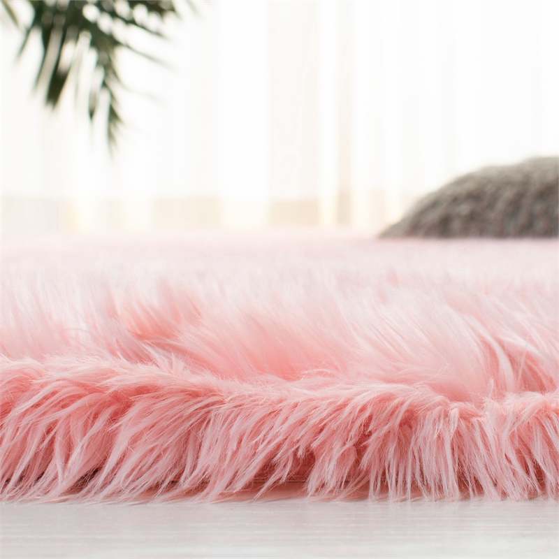 Safavieh Faux Sheep Skin 5'-0