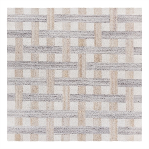 Safavieh Genre 6'-0&quot x 6'-0&quot Wool and Cotton Hand Tufted Rug in Gray / Ivory