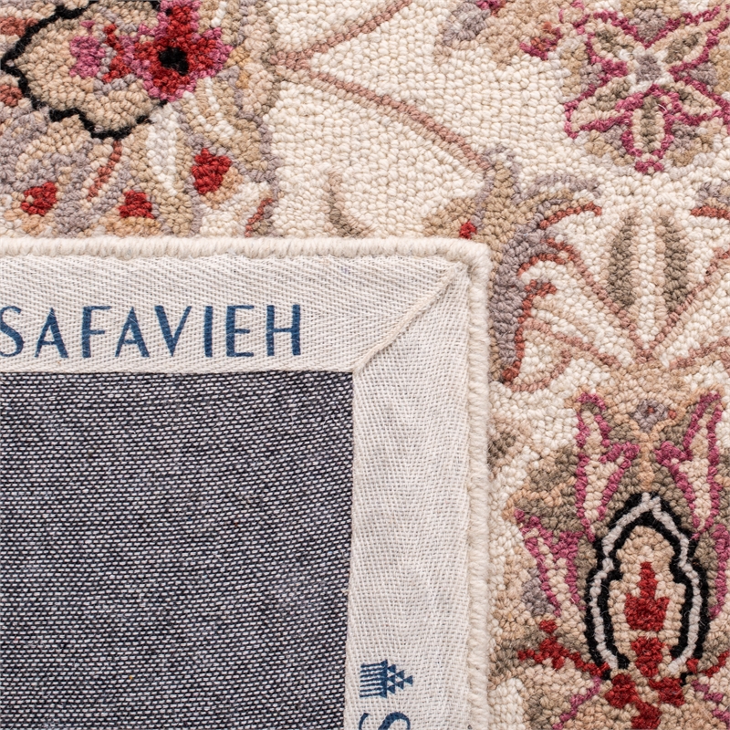 Safavieh Chelsea 5'-3