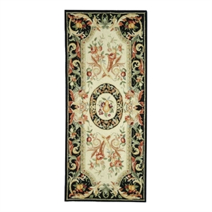 Safavieh Chelsea 2'-6&quot x 6'-0&quot Wool Hand Hooked Rug in Black