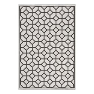 Safavieh Linden 100 4'-0&quot x 6'-0&quot Power Loomed Rug in Light Gray / Charcoal