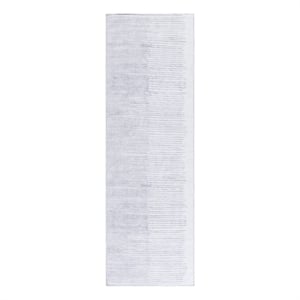 Safavieh Malibu 2'-6&quot x 8'-0&quot Polyester Power Loomed Rug in Light Gray / Gray