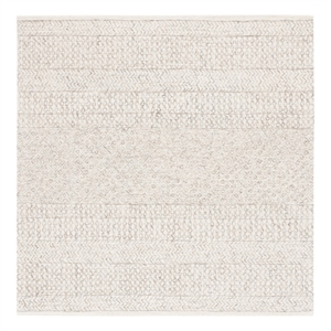 Safavieh Metro 6'-0&quot x 6'-0&quot Wool Hand Tufted Rug in Ivory