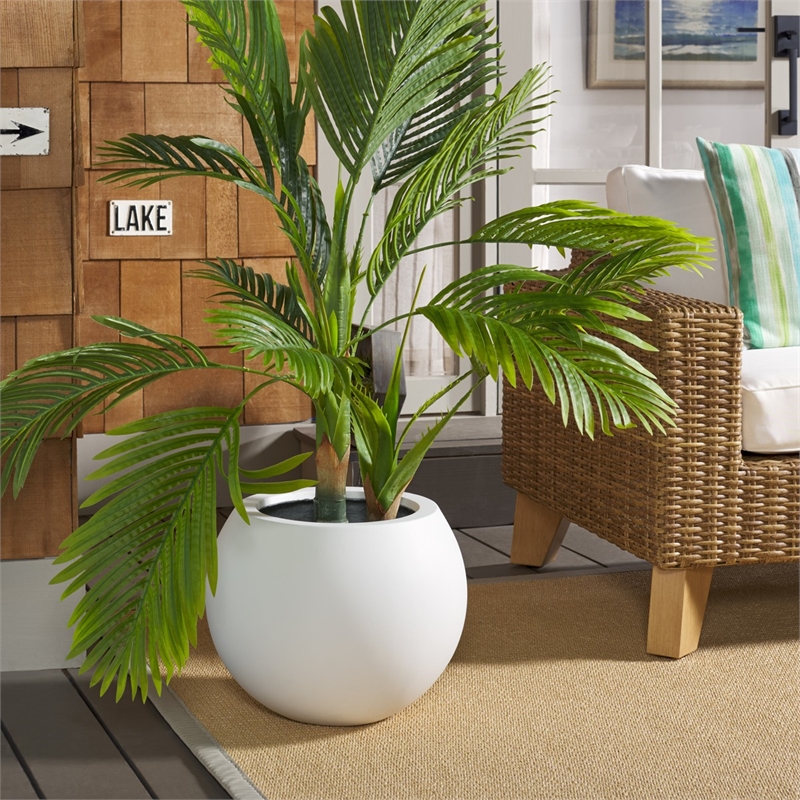 Safavieh Kenslia Concrete Ficonstone Planter in White