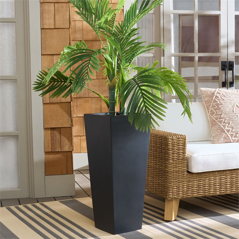 Safavieh Paloma Ficonstone Planter in Black