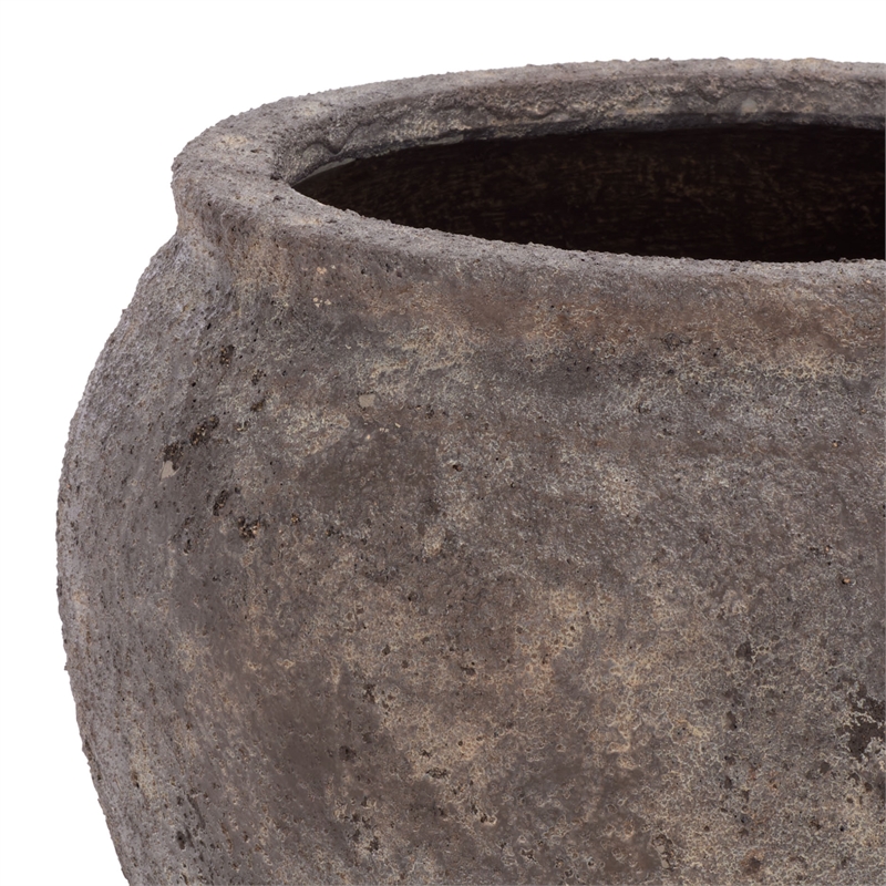 Safavieh Ramsey Ficonstone Planter Pot  in Brown