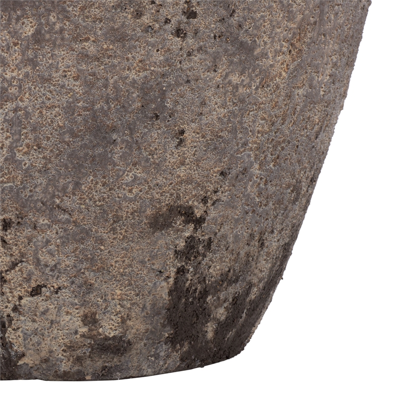 Safavieh Bolton Ficonstone Planter Pot  in Brown