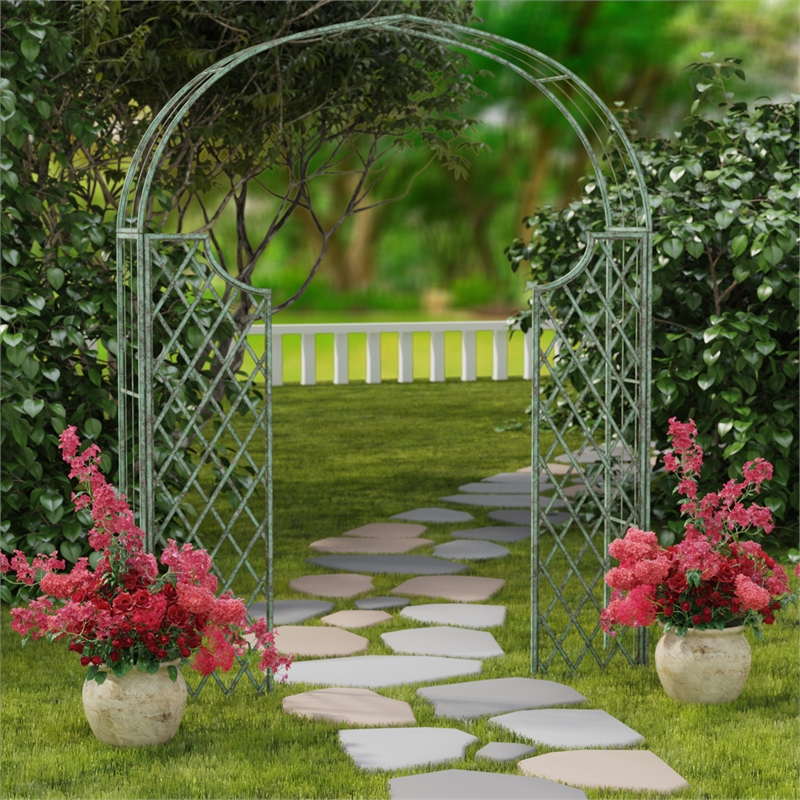 Safavieh Jaida Iron Arbor in Green