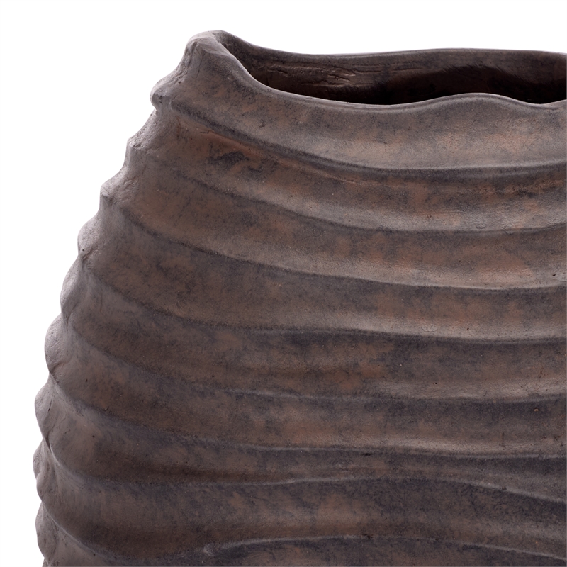 Safavieh Damian Planter Pot  in Brown