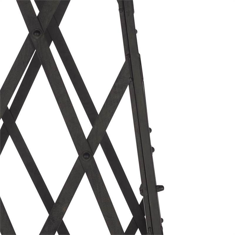 Safavieh Caledonia Iron Trellis Planter in Black